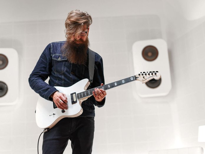 jim root with jazzmaster v4