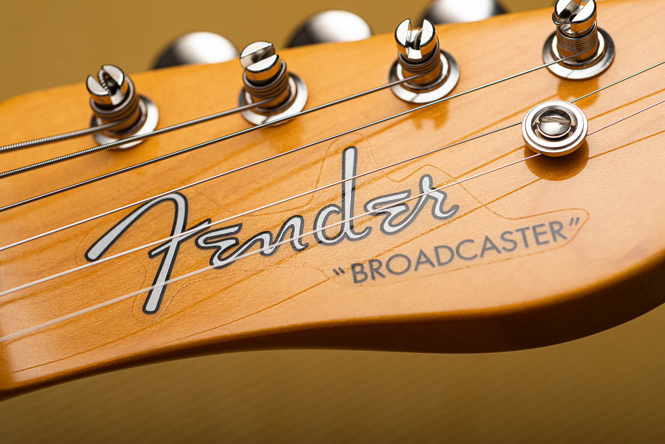 FENDER 70周年纪念广播公司标志