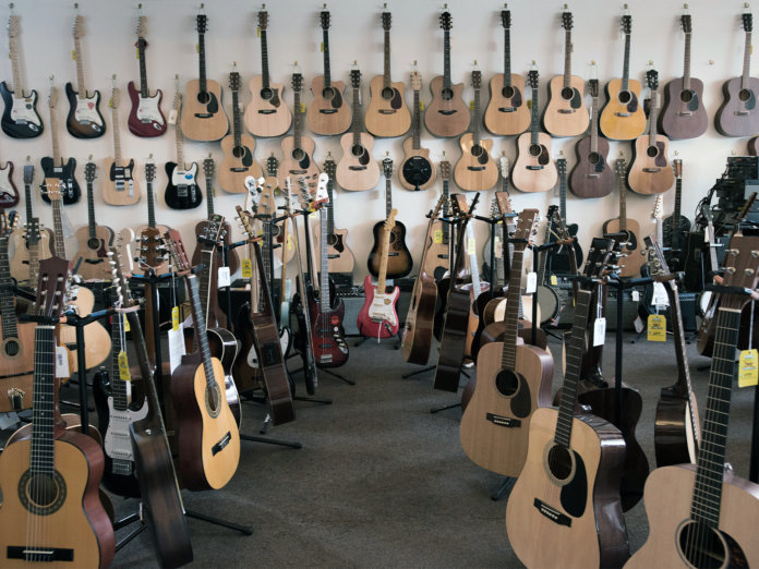 吉他商店