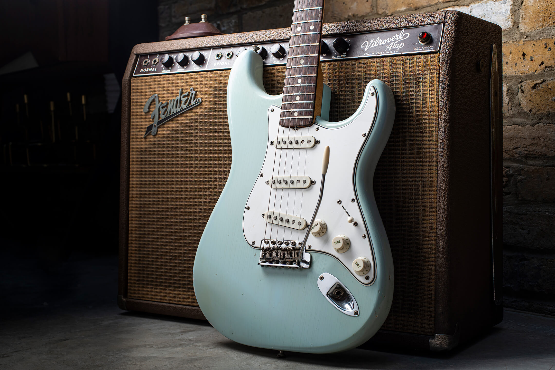 1965年Stratocaster在Sonic Blue