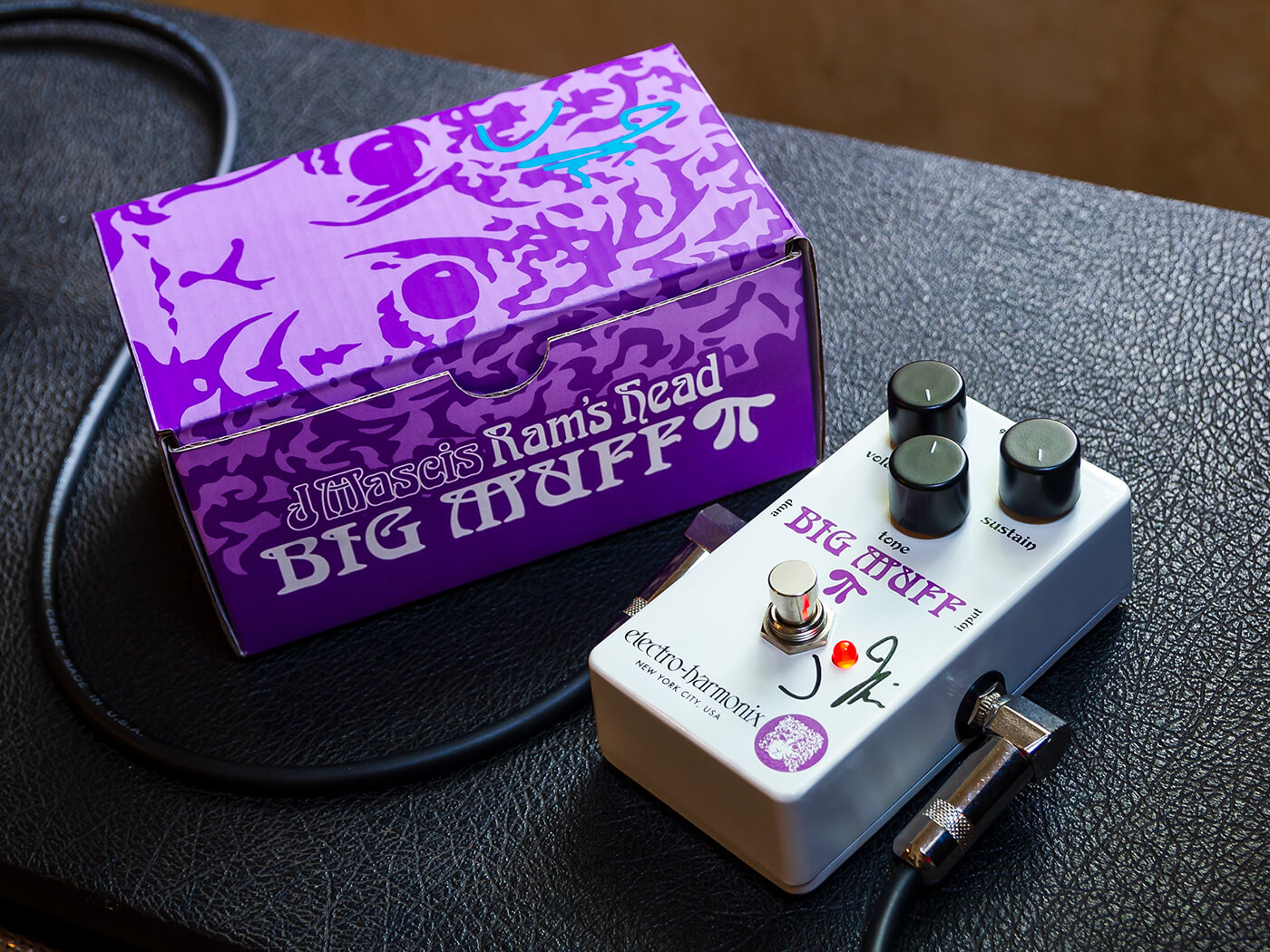 Electro-Harmonix J Mascis Ram的大型Muff Pi